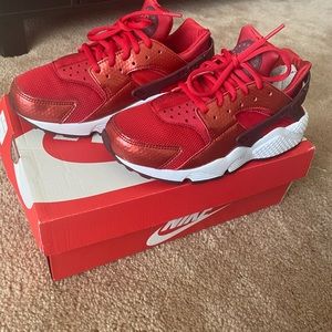 Nike air Huaraches❤️